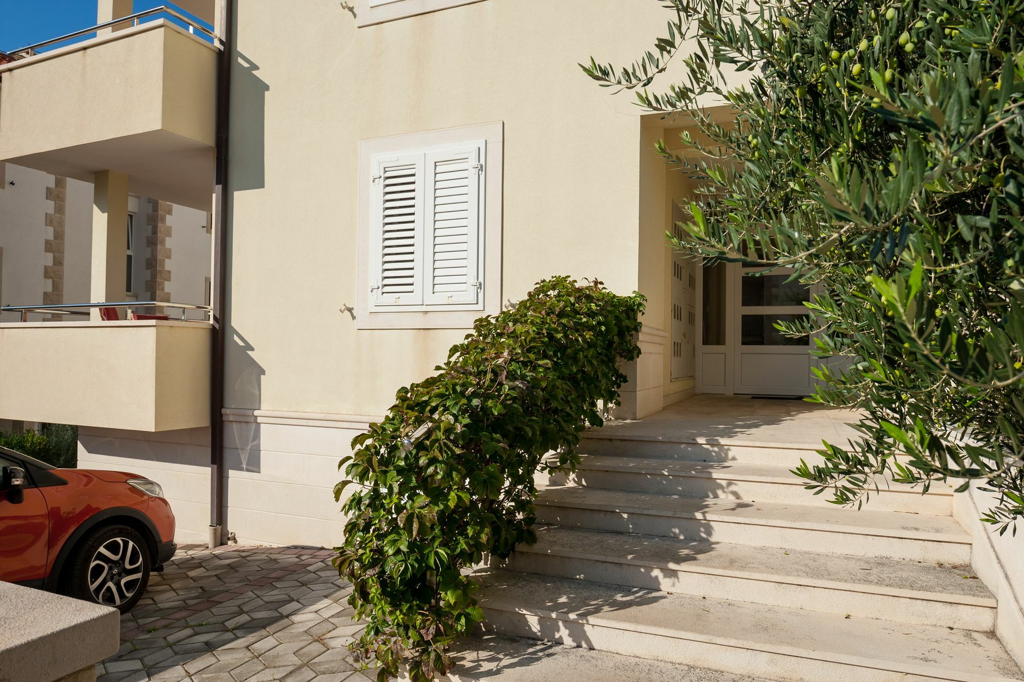 Mazuranic Apartments Bol Exterior photo